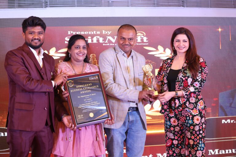 Bhagyashree Patwardhan Dassani at swiftnlift awards