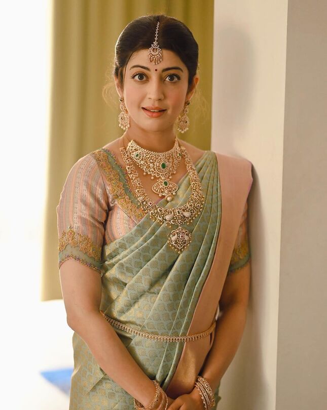 Pranitha Subhash at Swiftnlift Business Awards