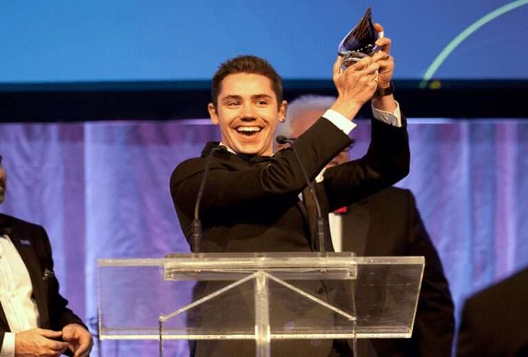 "Speech Tips: Public Speaking for Award Acceptance Event"